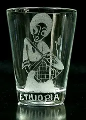 Verre à liqueur gravé éthiopien