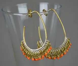 Boucles d'oreilles Konjit Orange entièrement faites à la main en laiton et perles de verre