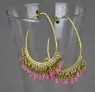 Boucles d'oreilles éthiopiennes Konjit rose entièrement faites à la main en laiton et perles de verre