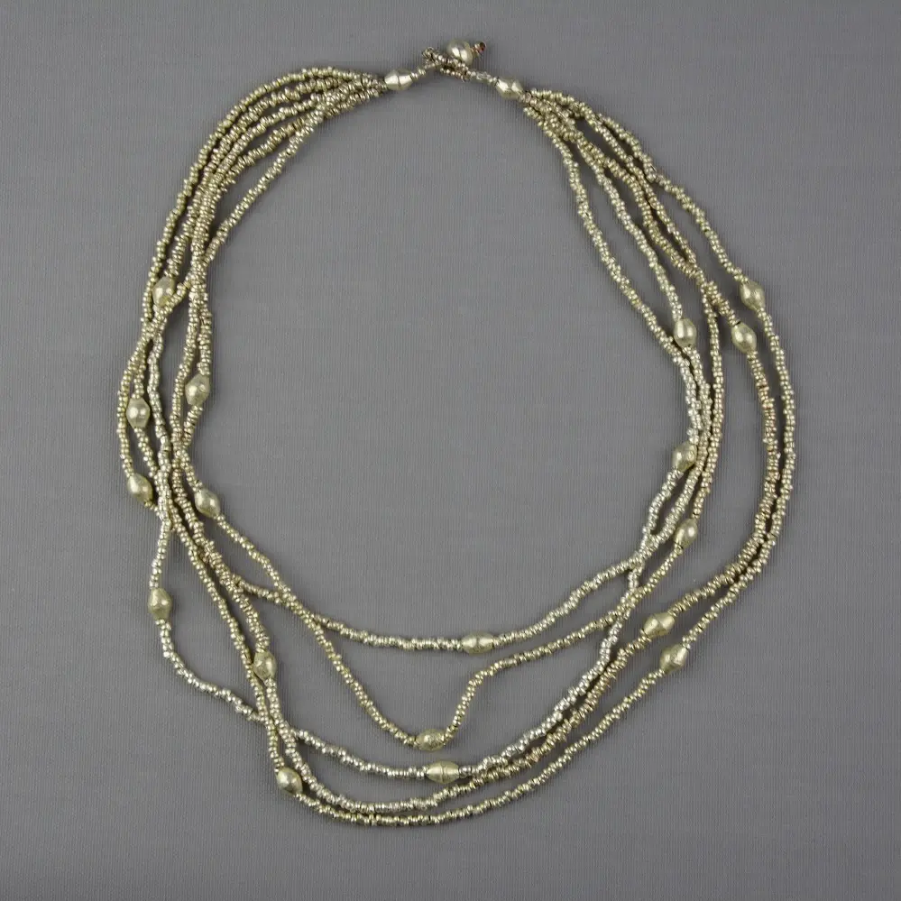 Collier éthiopien plaqué argent fait à la main