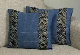 Housse de coussin Tribu 2 Bleu bleu en coton éthiopien filé à la main