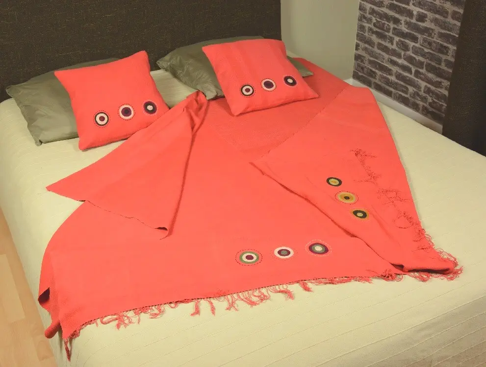 Jeté de canapé, couvre lit Rouge fait main en coton éthiopien