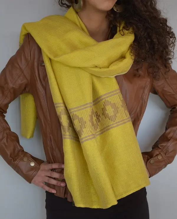Echarpe éthiopienne équitable ambre en polyester tissée à la main
