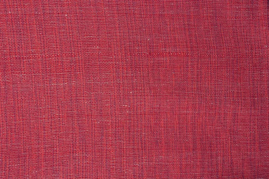 Echarpe éthiopienne carmin en polyester et tissée à la main