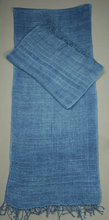 Echarpe équitable denim en pure soie sauvage bio éthiopienne