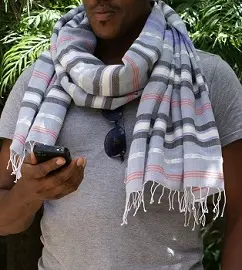 Echarpe equitable ethiopienne en coton tissée à la main avec des gros fils de coton filés à la main