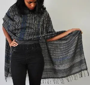 Echarpe equitable ethiopienne en coton tissée à la main avec des gros fils de coton filés à la main