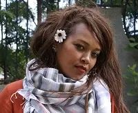 Echarpe equitable ethiopienne en coton tissée à la main avec des gros fils de coton filés à la main