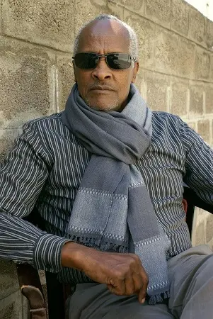 Echarpe éthiopienne artisanale Suave Acier en pure laine tissée à la main