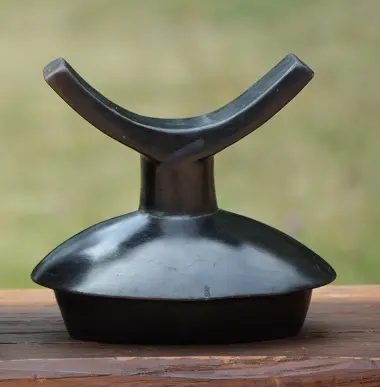 Repose nuque en poterie équitable éthiopienne