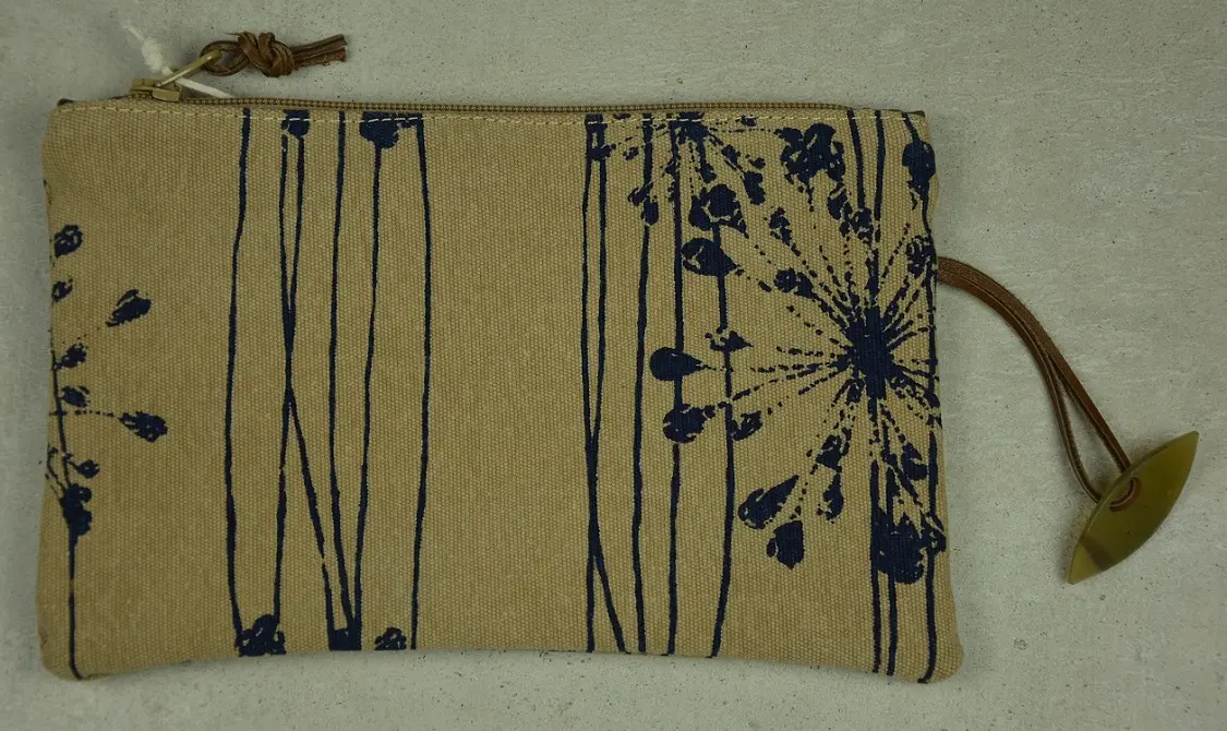 Pochette de voyage équitable en coton éthiopien: Afar Agapentes Chamois