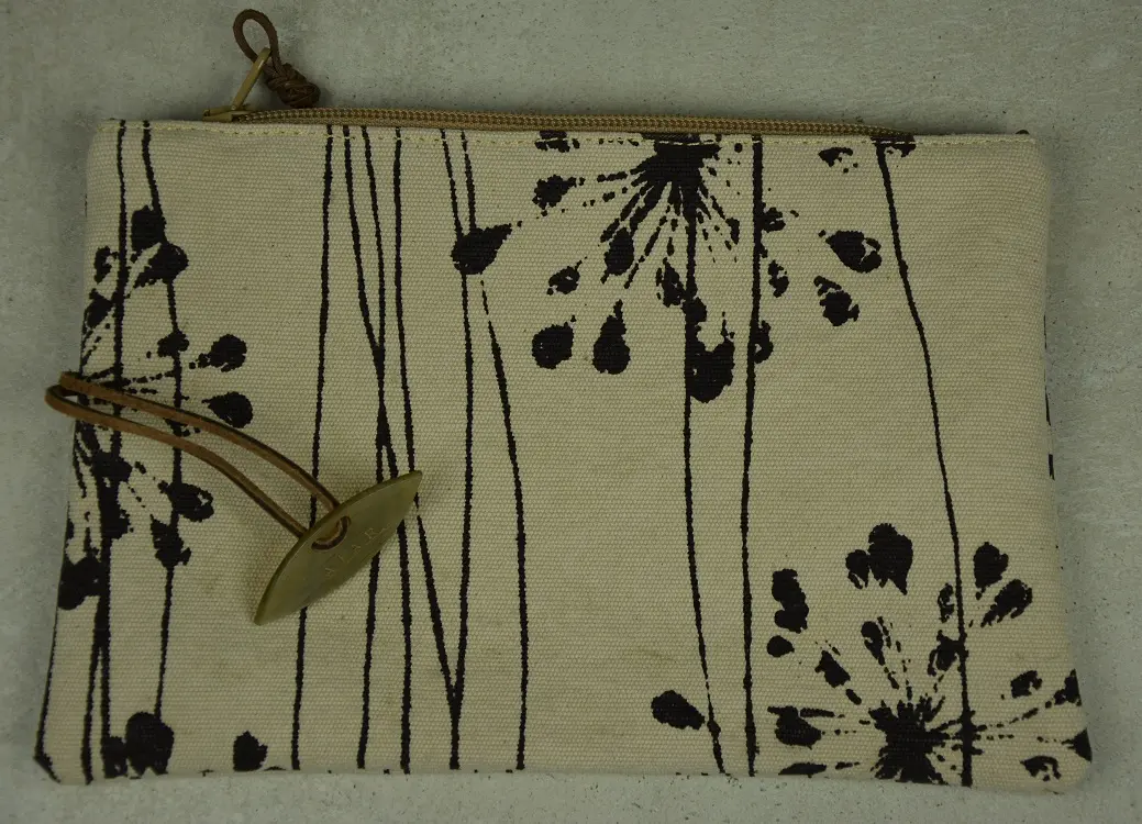 Pochette de voyage équitable en coton éthiopien: Afar Agapentes Sable
