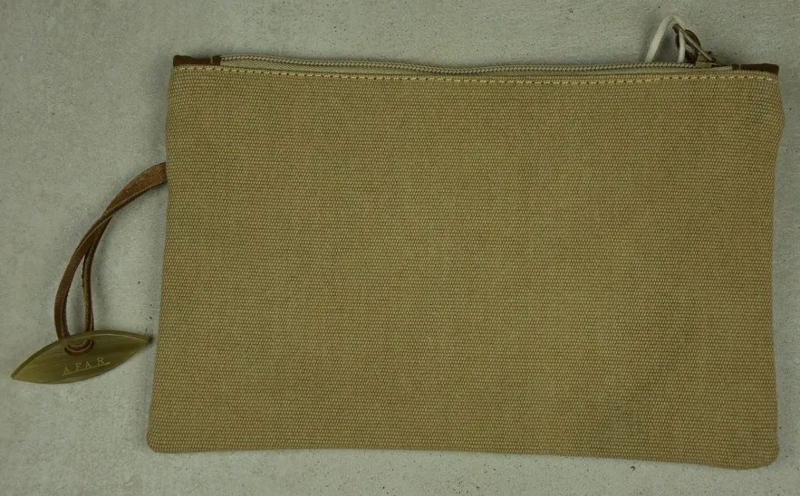 Pochette de voyage équitable en coton éthiopien: Afar Chamois