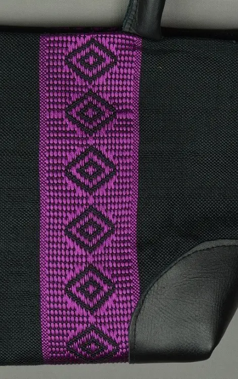 Sac cocktail Tibeb Zinzolin sur carbone en coton éthiopien et rayonne fait à la main