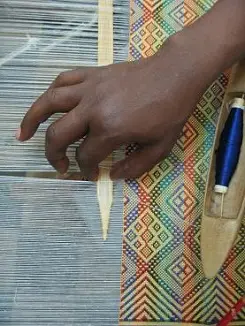 Tissage d'écharpes éthiopiennes pour Ethio Ethic